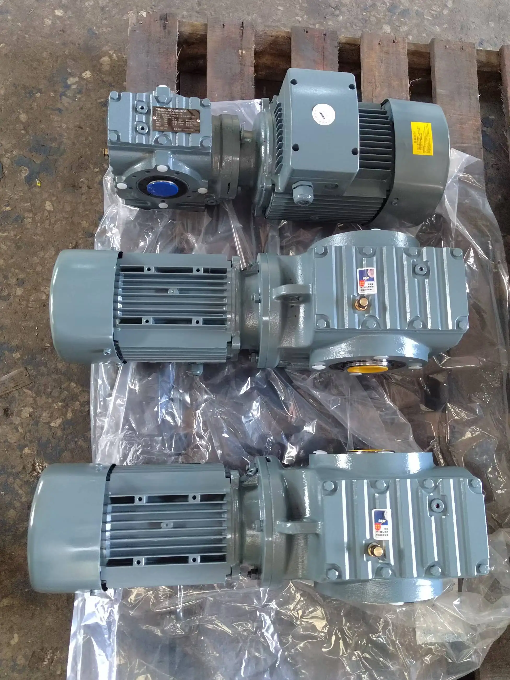 S Serial Cycloidal Right Angle Worm Gearbox Motor Helical Speed Reducer for Machinery Industries Custom ODM Supported Model WPA