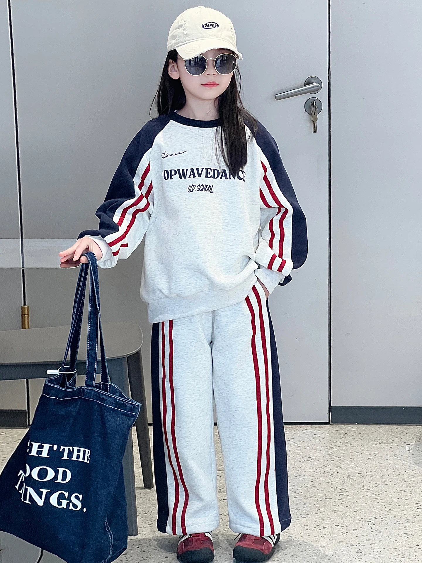 completo-sportivo-casual-primaverile-autunnale-per-bambine-set-due-pezzi-trendy-e-alla-moda-per-ragazze-abbigliamento-per-bambini-grandi-per-uscite