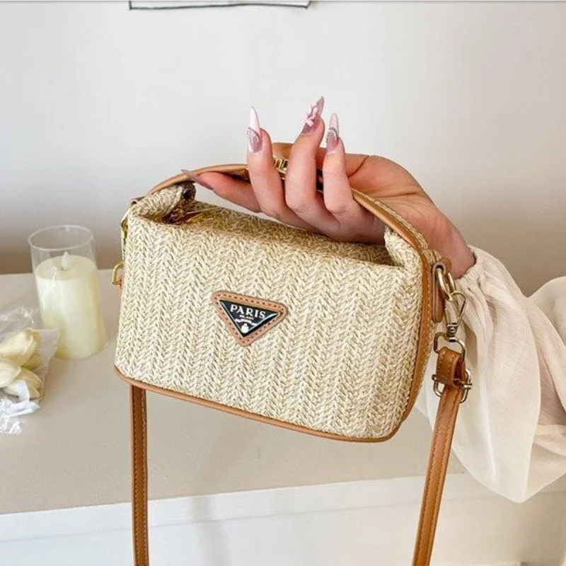 

​ Новая тканая сумка для женщин 2025 года, модная пляжная сумка через плечо, сумка для ланча в стиле бохо для пикника, шикарная и универсальная ​