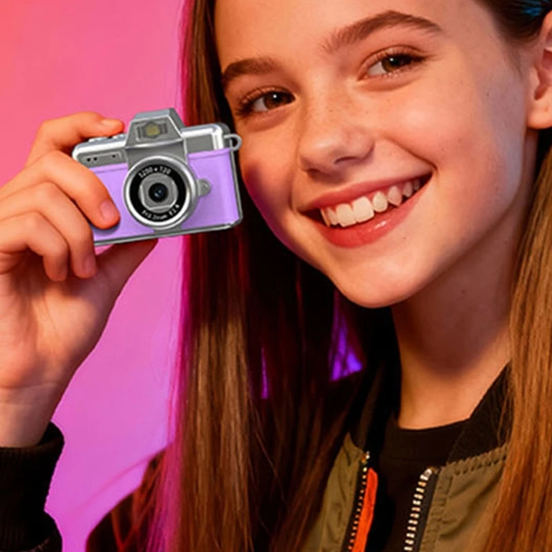 

32GB Portable Keychain Camera for 1080P Video Recording Expandable Storage Travel Companion Lightweight Design 15UB