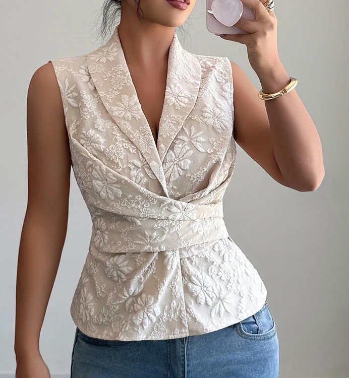 

Women's fashionable, elegant and simple deep V-belt high-end vest, new women's clothing for summer 2025