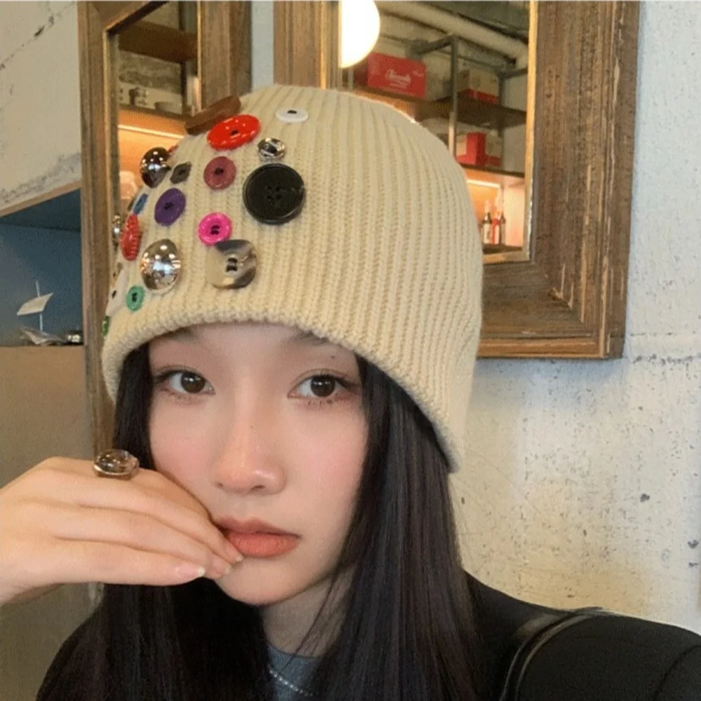 Fashion Colorful Button Beanie Hat Cuffed Elastic Knitted Hat Irregular Button-Decorated Warm Protection Personality Cold Cap