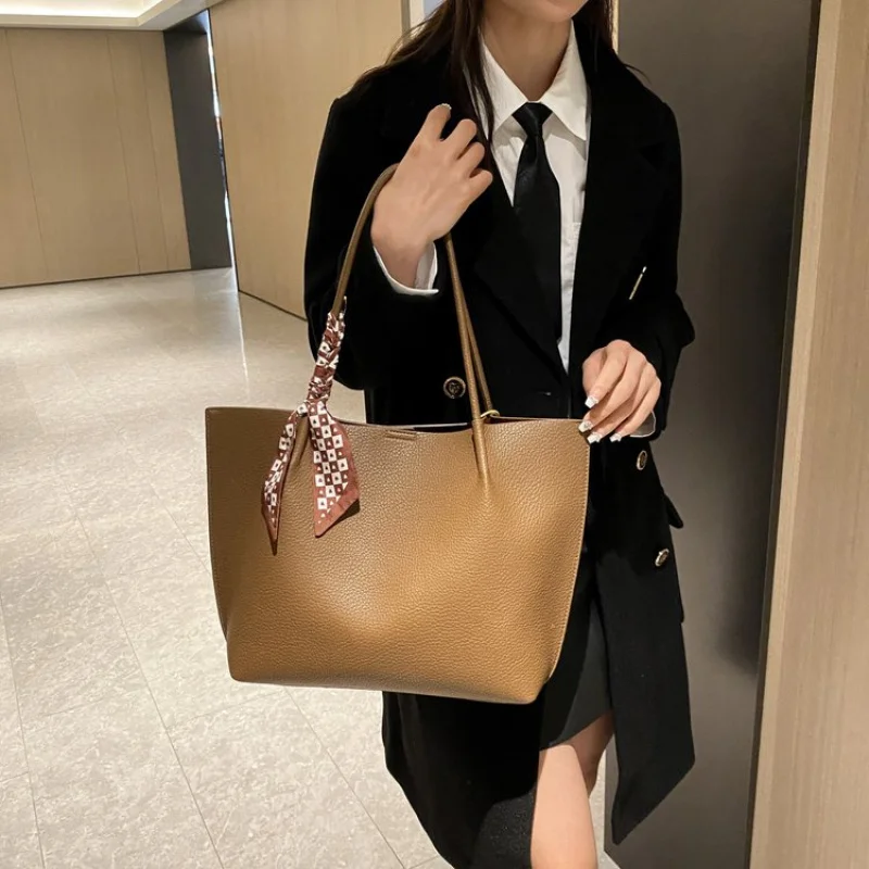 

Elegant Tote Bag for Women Crafted from Durable Leather Luxury Brand Exclusive Famous Designer Inspiration