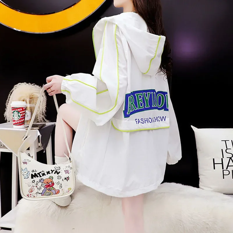 

New Summer Long Sleeve Hooded White Jacket Women Trench Coat Sweatshirt Korean Fashion Thin Tops Y2k Streetwear Outdoor Beach