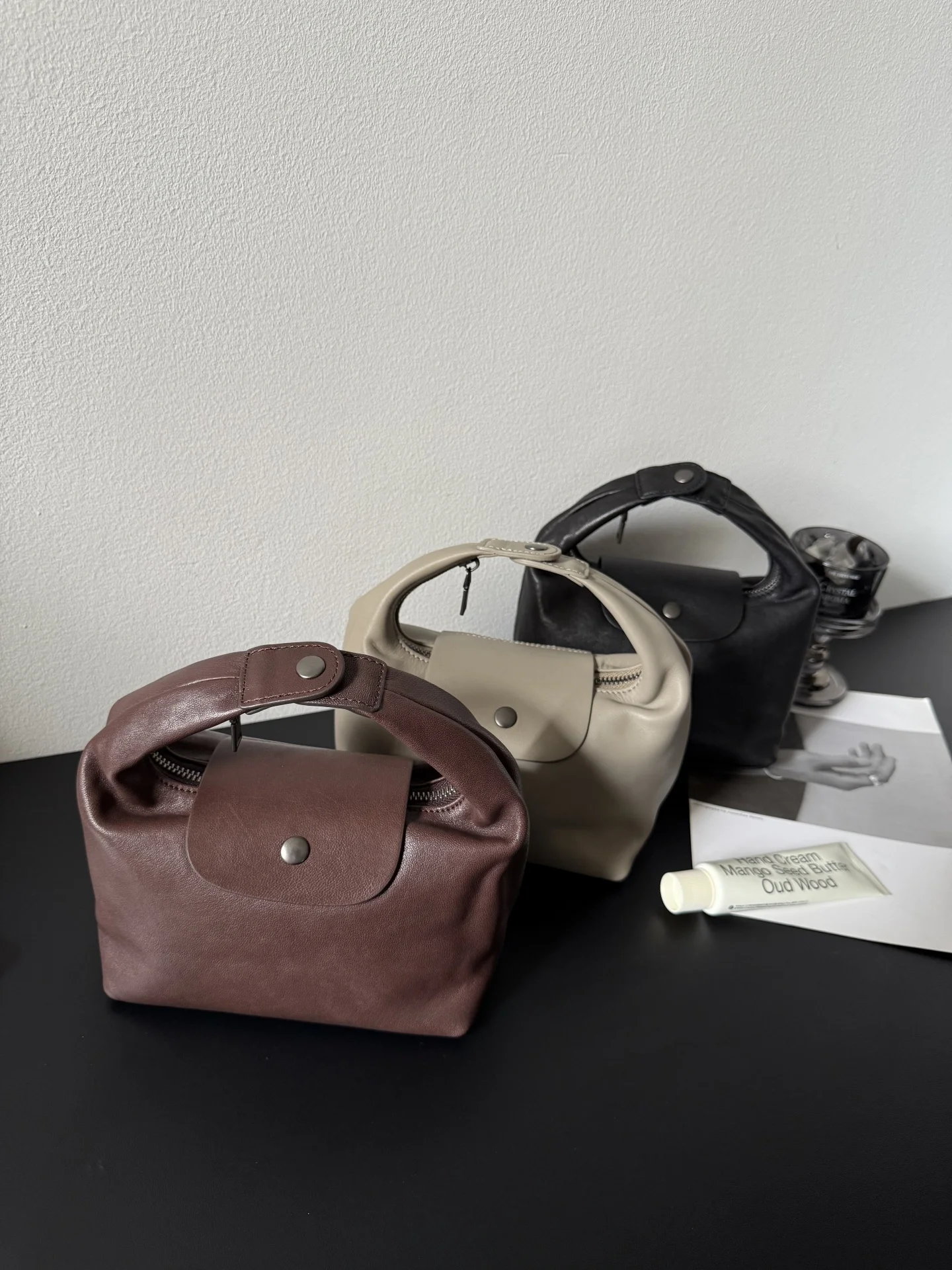 

Lamb Skin Women's Bag New Sle Genuine Leather Handbag oulder Bag Underarm Bag Tote Bag Commuting Bag Hobo Bag Soft