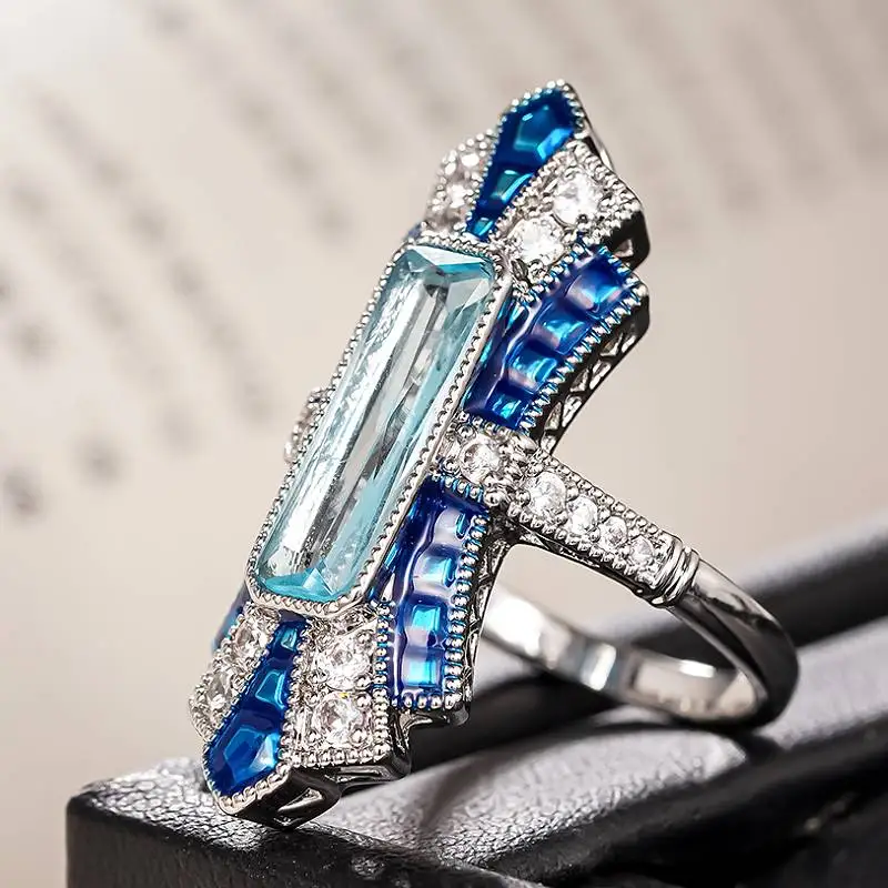 Huitan Silber Farbe Mode Frauen Ringe Party Täglich Einzigartiges Design Finger Zubehör Intarsien Glänzend Blau CZ Personalisierte Schmuck