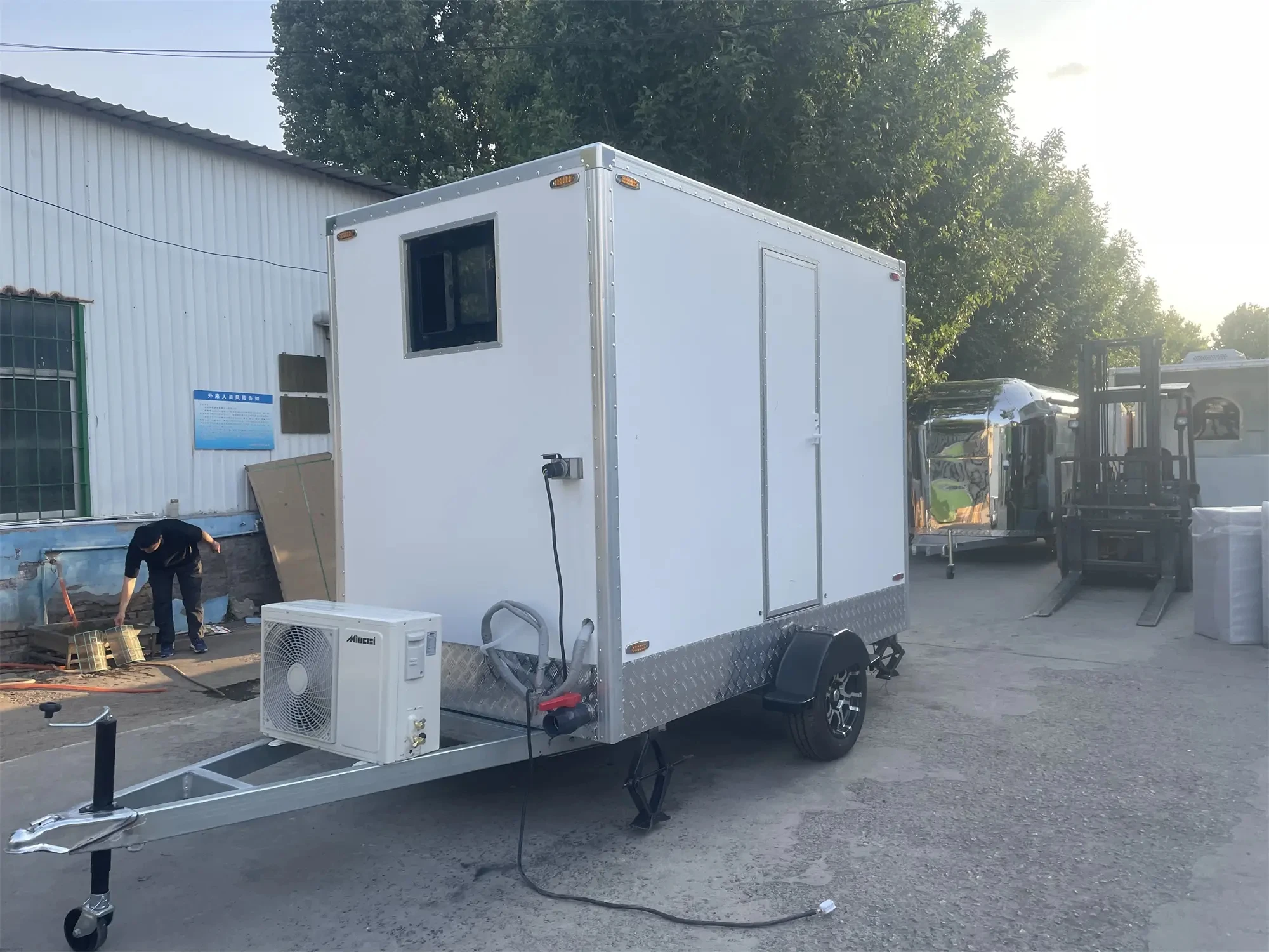 Duchas portátiles e inodoros portátiles, inodoro público, inodoro móvil, remolque, china