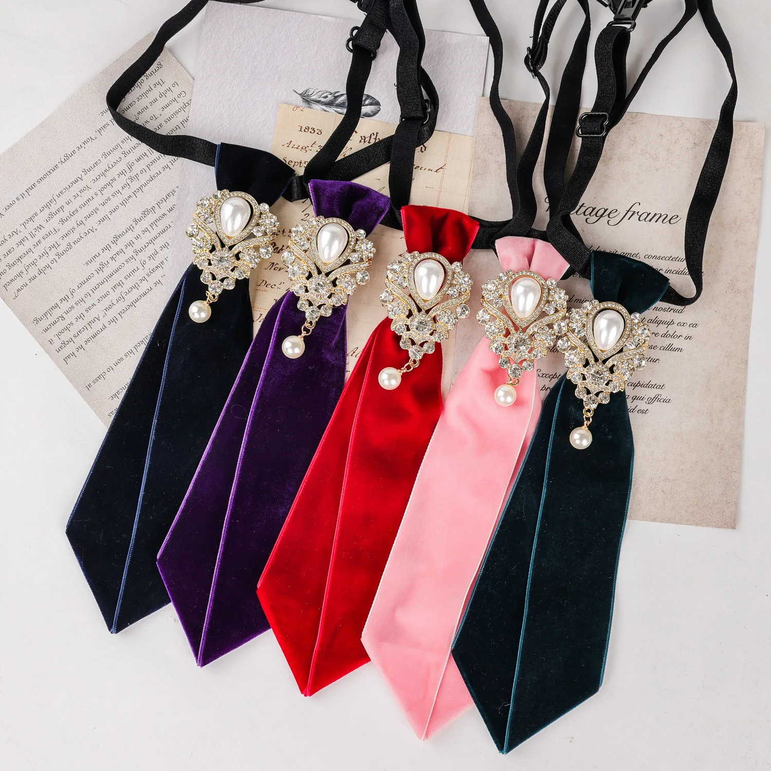 Vintage Solid Velvet British Style Necktie Unisex Bowtie Rhinestone Collar Pin for Student Shirts Stage Performance Accessorries