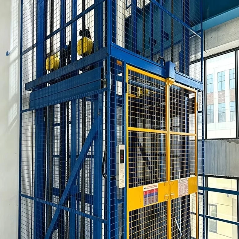 Hydraulic Heavy Capacity Goods Lift Industrial Cargo Elevator for Molds Machinery Pallets and Raw Material Transfer