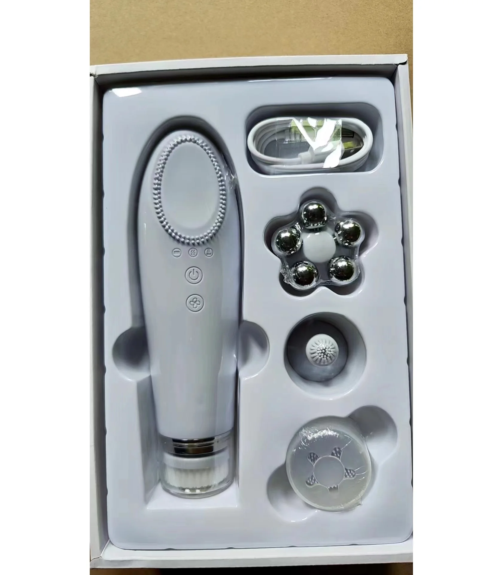 

4 In 1 Wash Face Cleaning Machine Waterproof Soft Silicone Electric Cleansing Facial Massager Beauty Use Face Washing Brush