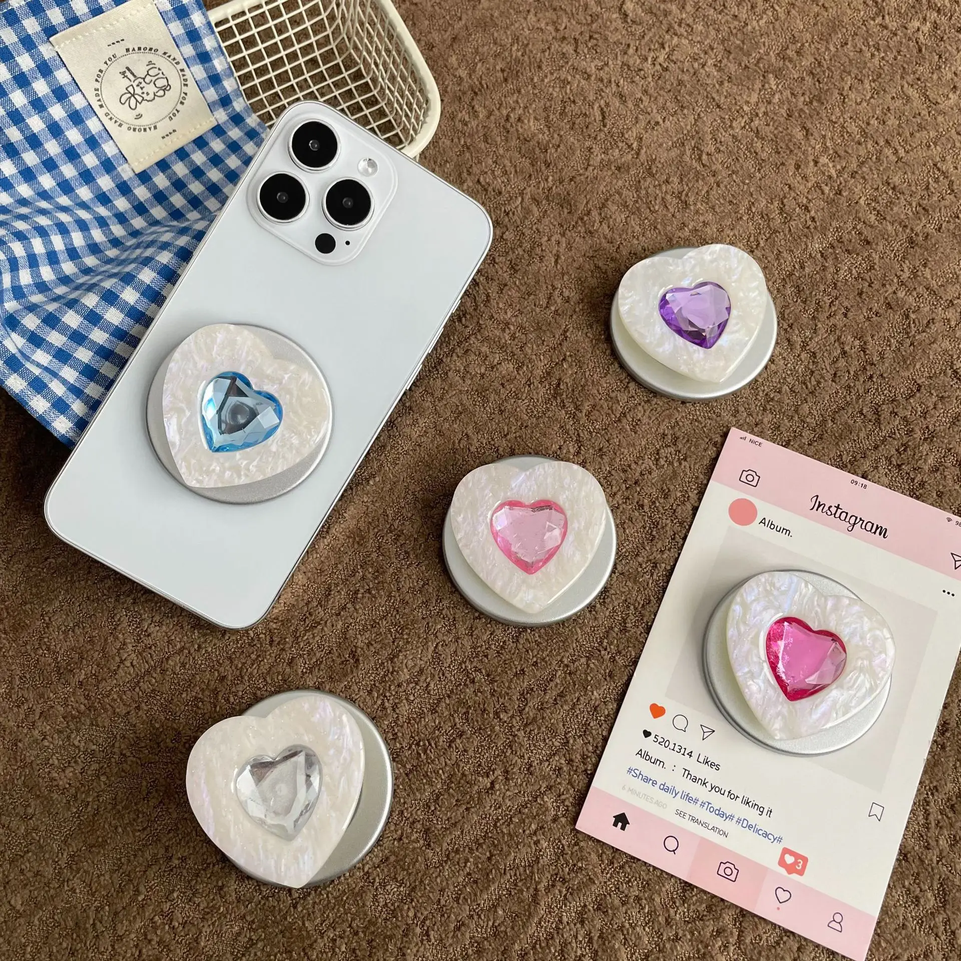 Luxury Love Heart Gem Magnetic Phone Grip Holder Foldable Cute Phone Table Stand Bracket Finger Socket Universal for Cell Mobile