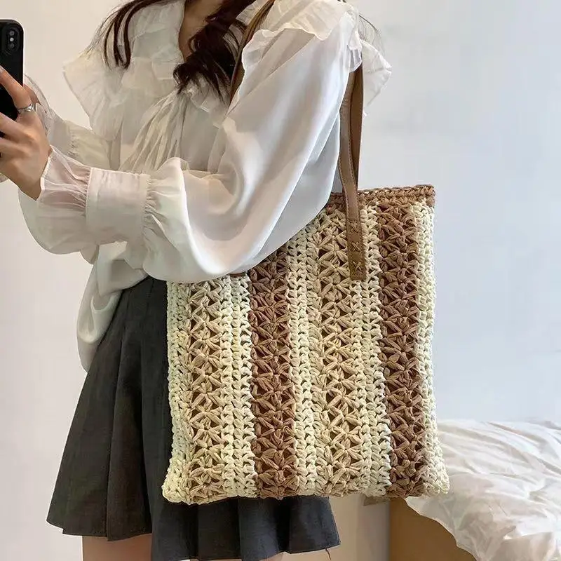 Summer Handmade Bags for Women Beach Weaving Ladies Straw Bag Wrapped Beach Bag Square shaped Top Handle Handbags Totes