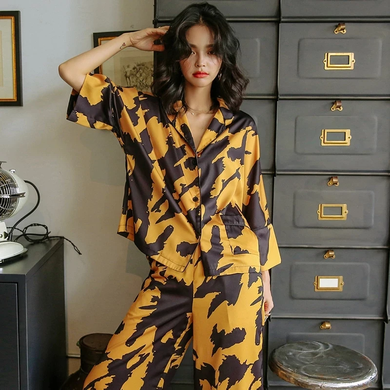 New Silk Satin Pajamas Set Women\'s Spring Autumn Loungewear Abstract Printed Gold Black Sleepwear Can Be Worn Outside Leisure