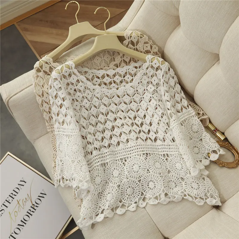 Summer hollow lace t shirt women half-sleeved shirt Western-style top loose all-match blouse sunscreen beach t shirt female