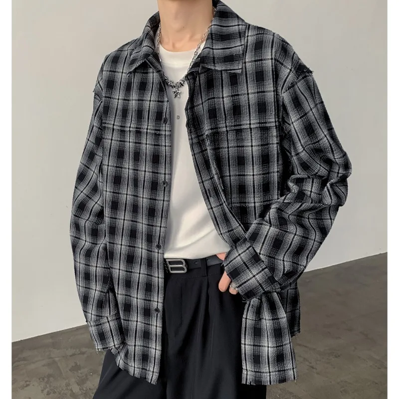 

Мужская рубашка оверсайз в черно-белую клетку с длинным рукавом, рваная, свободная, повседневная, в уличном стиле, на пуговицах