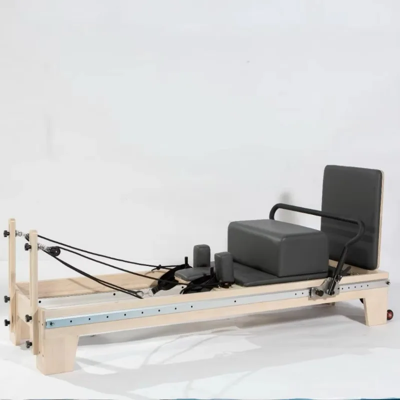 

YTYIN Maple Wood Pilates Reformer for OGA, High-Quality Professional Reformer Equipment for Commercial Use