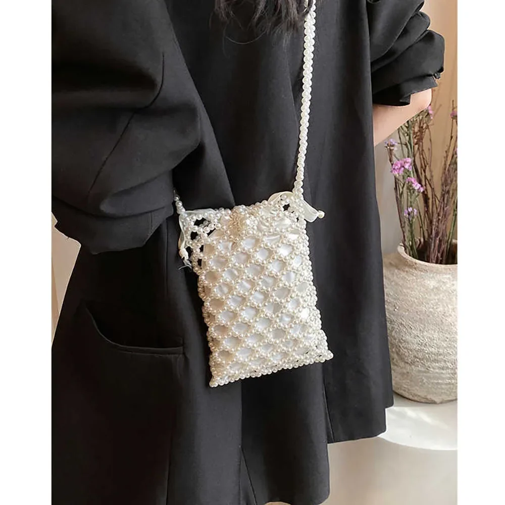 

Pearl Bag Women Luxury Design Mini Phone Single Shoulder Bags Beading New Summer Chains Crossbody Bag for Purse Daily Pack white