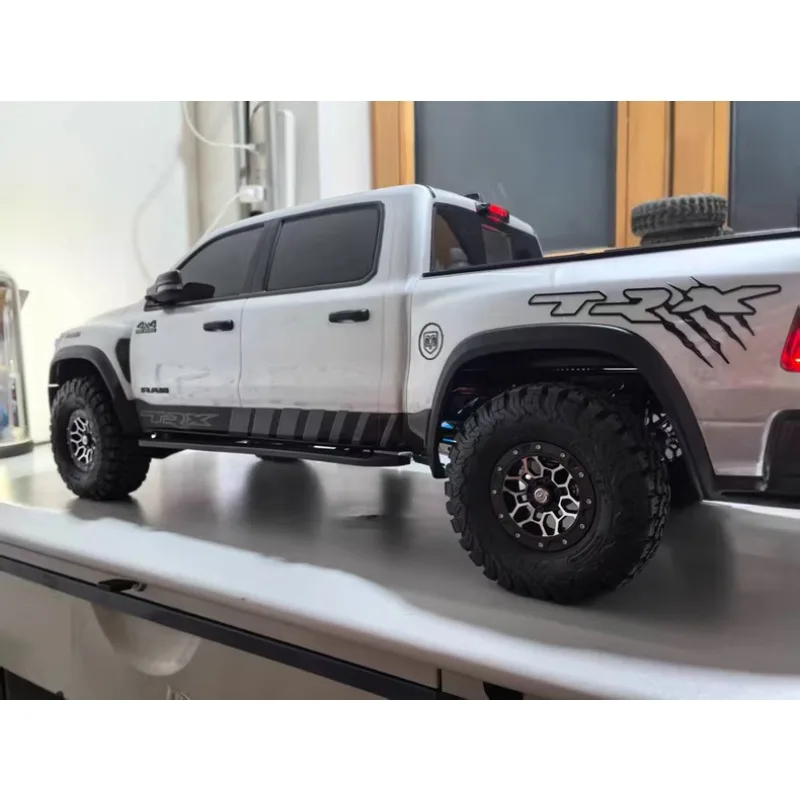 1/8 KM RAM 1500 RC Crawler Metal Front Skid Plate TC4 Titanium Chassis Armor Lightweight Underbody Protection Upgrade Kit