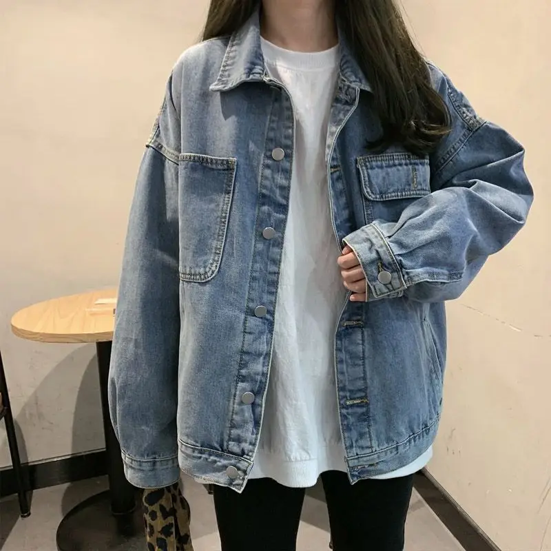 

Women's Light Blue Oversized Denim Jacket, Loose-Fit Button-Down Jean Coat with Pockets, Casual Vintage Trucker Outerwear