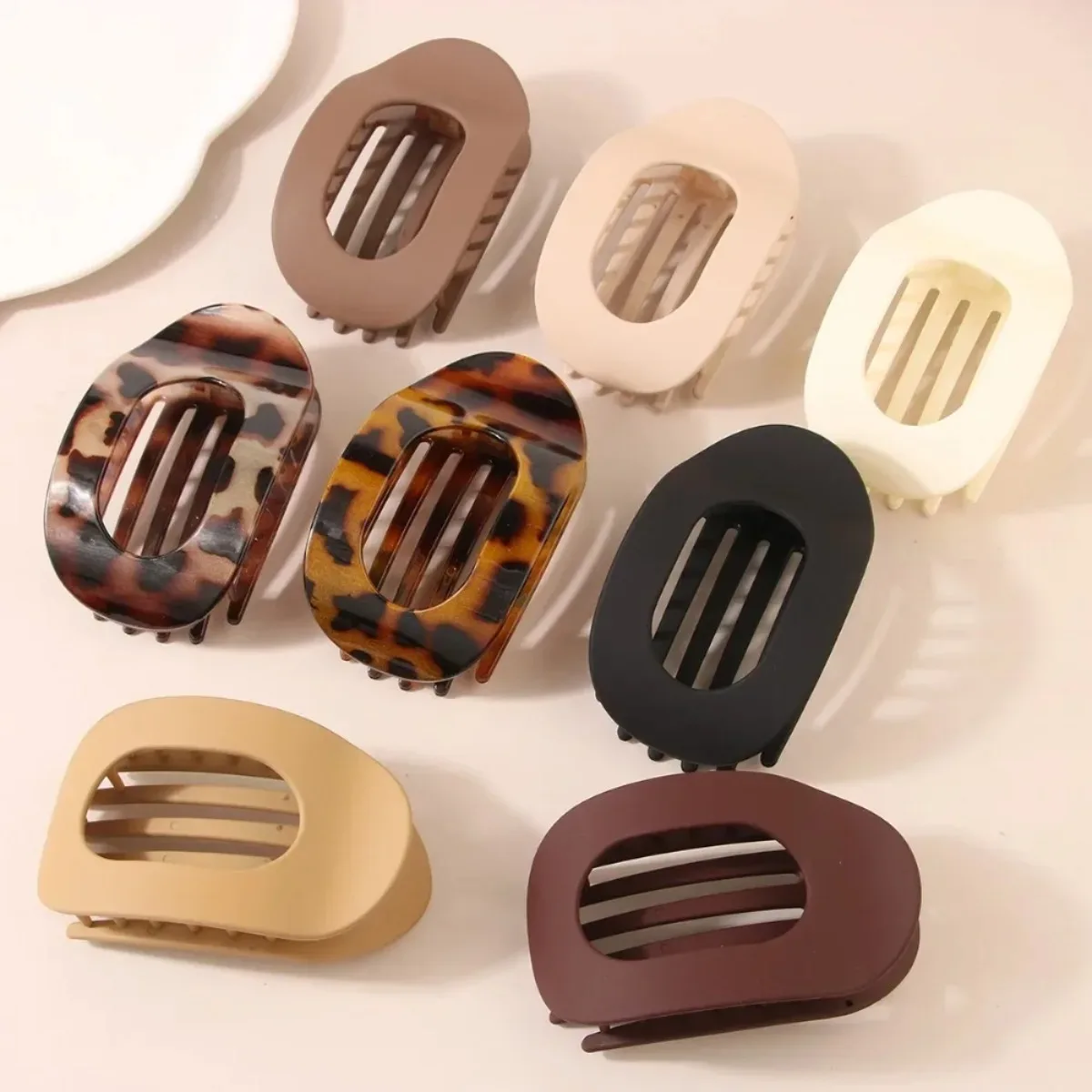 Modische Ovale Haarklammer für Frauen Neues Design Leoparden-Muster Matt Gebogene Flache Styling-Haarspangen Acryl Liegende Haaraccessoires – Detail 9