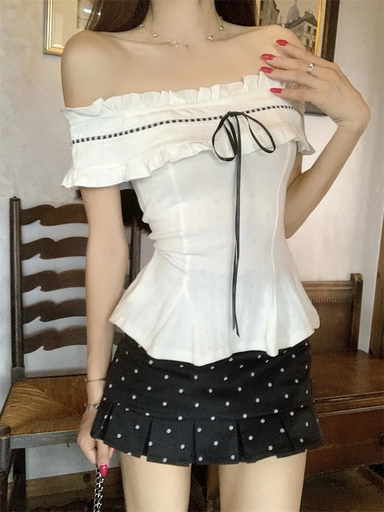 Hoge Kwaliteit Hot Selling Groothandel Ontwerp Gevoel Een Schouder Korte Mouwen T-shirt Polka Dot Tas Billen Rok Tweedelige set