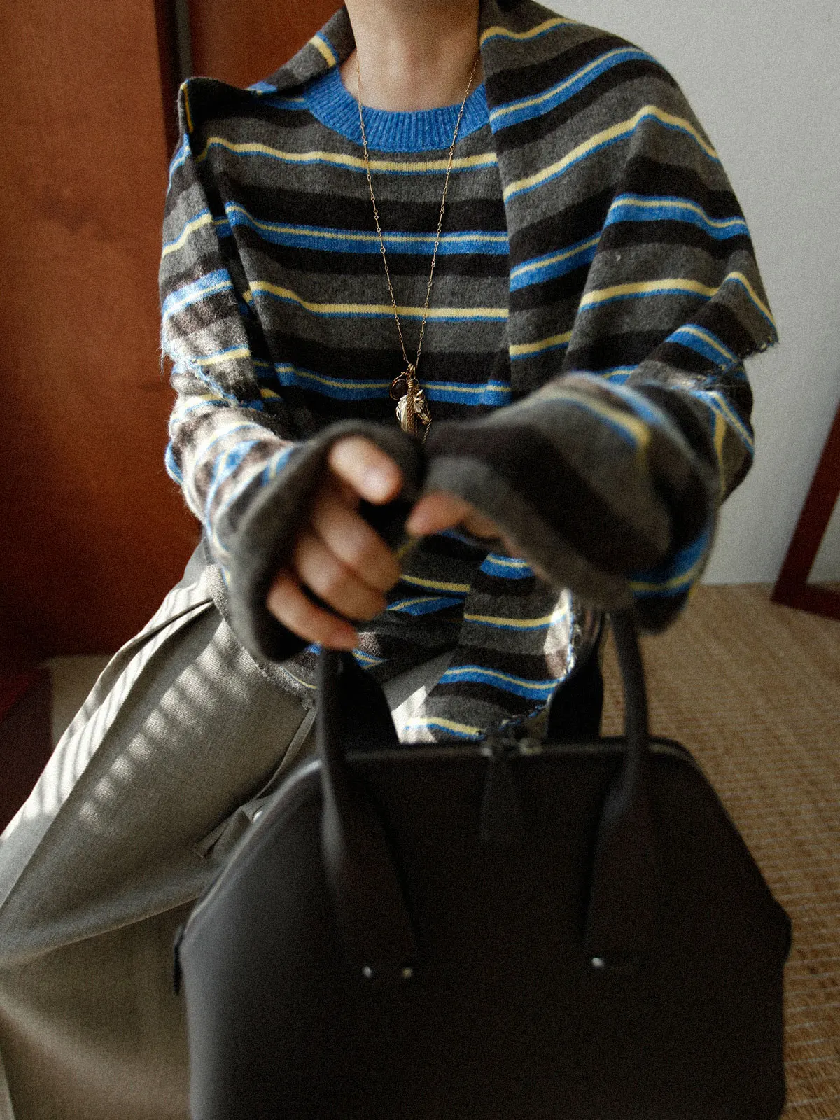 

Вязаный свитер Ast Editor Store в винтажном стиле с полосками и цветовыми блоками для женщин, свободный крой, комфортный, мягкий, с длинными рукавами