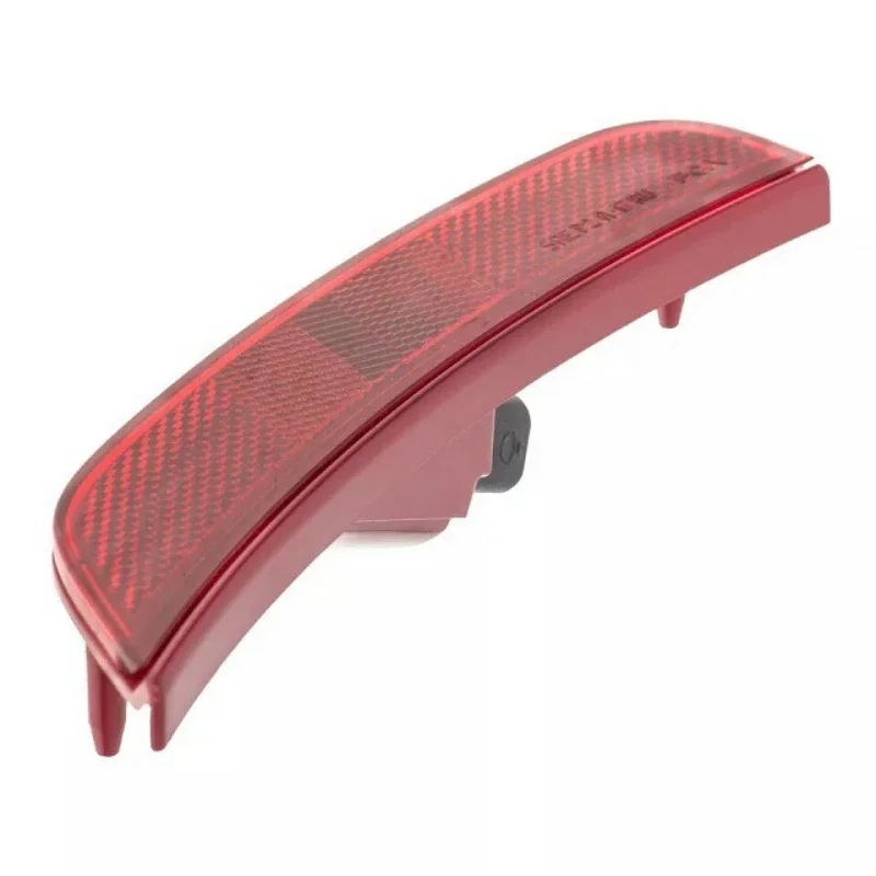 Suitable for 17-24 Chrysler Voyager Pacifica Rear Side Sign Light 68229425AA