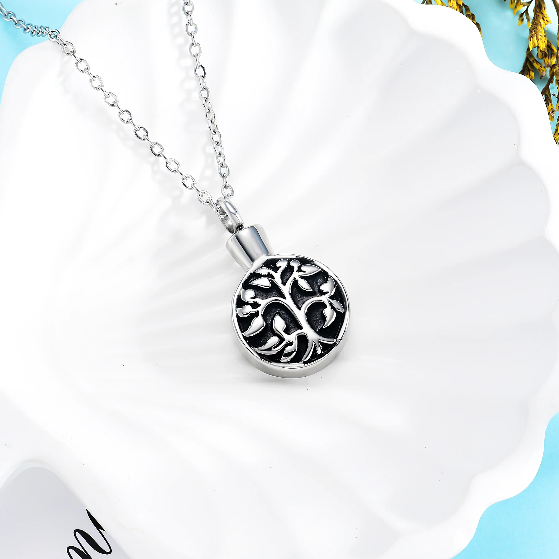 Round Life Tree Pendant Cremation Jewelry For Ashes Stainless Steel Urn Necklace Memorial Keepsake Pendant Dropshipping