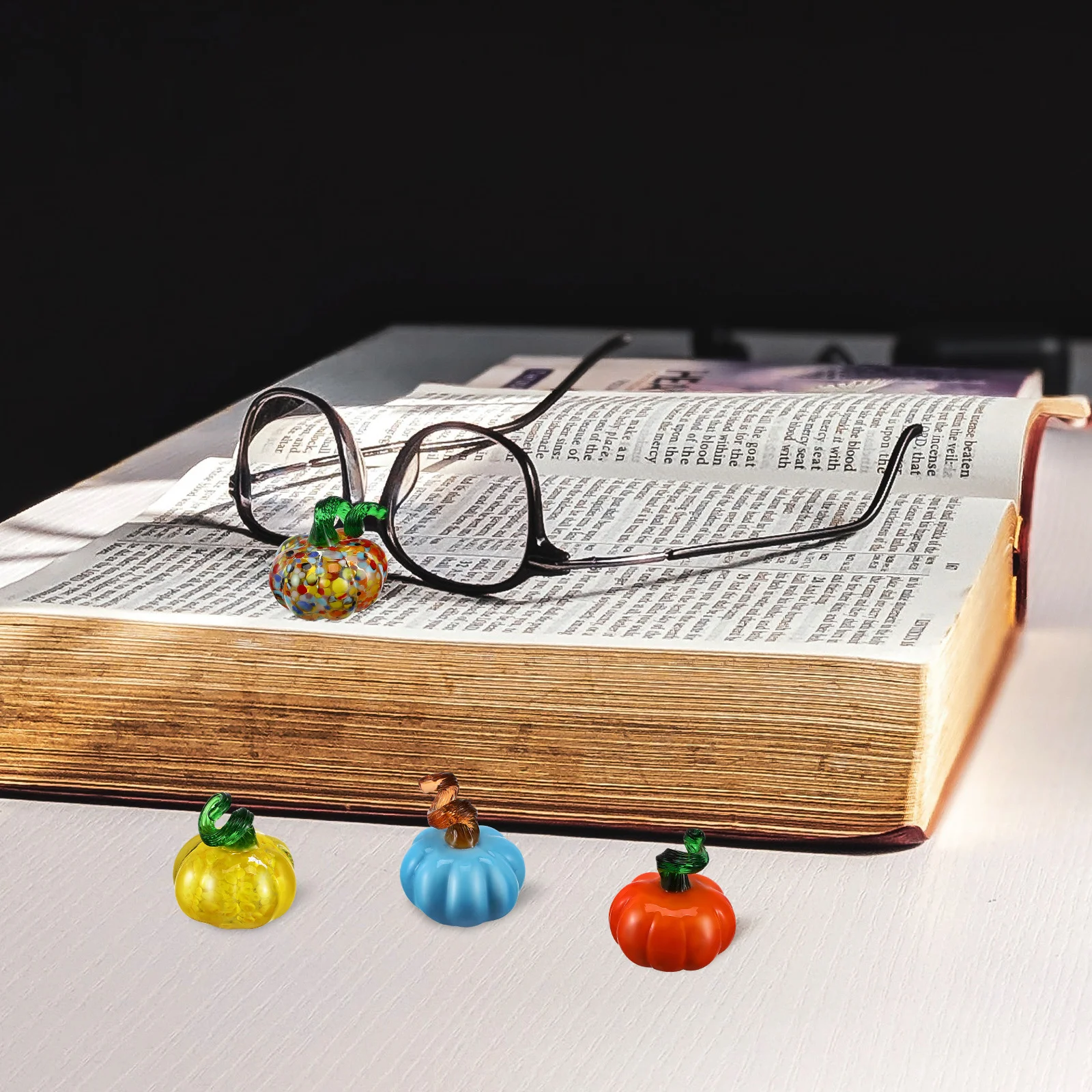 

4Pcs Blown Glass Pumpkins Smooth Glossy Texture Unique Colors Home Holiday Seasonal Decoration Gifts Pumpkin Decors