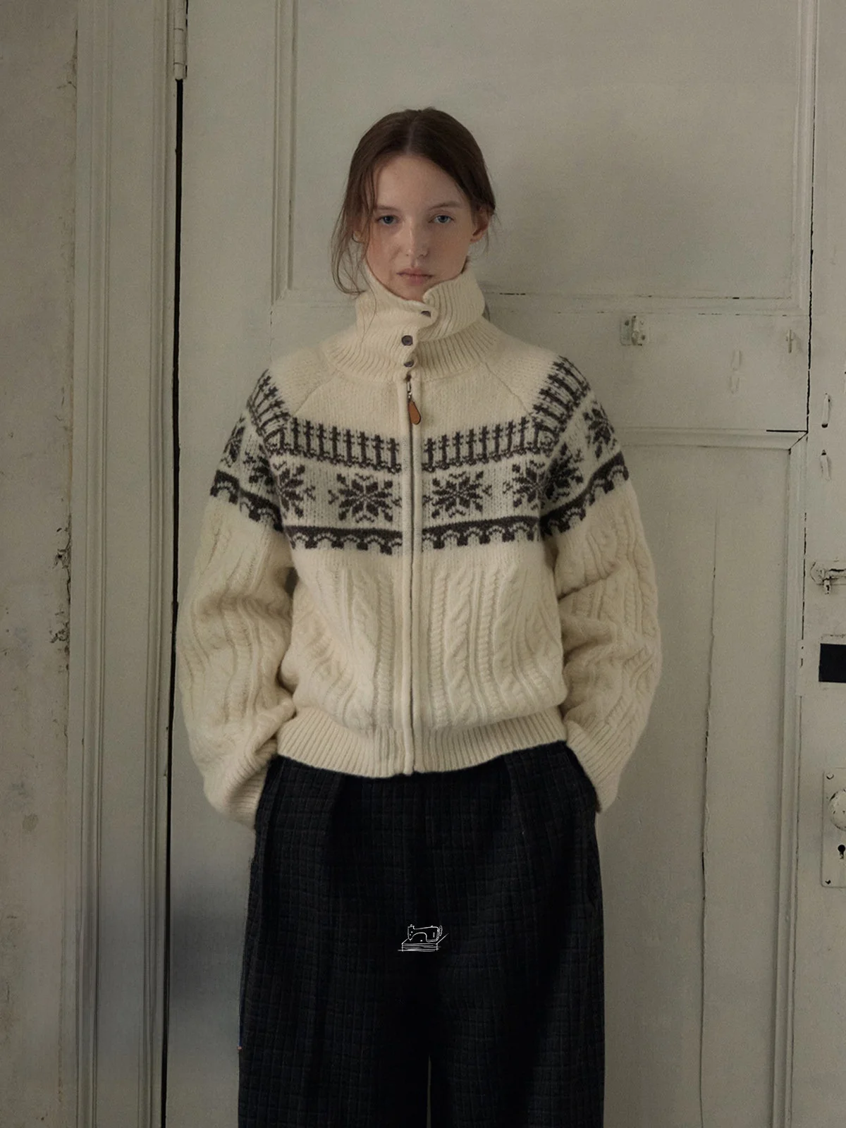 

Женский вязаный кардиган Nice People 2025AW, вельветовый, с эффектом шерсти, 3D-узелки, вязаный по технологии Faer Island, с большим воротником, открытый кардиган