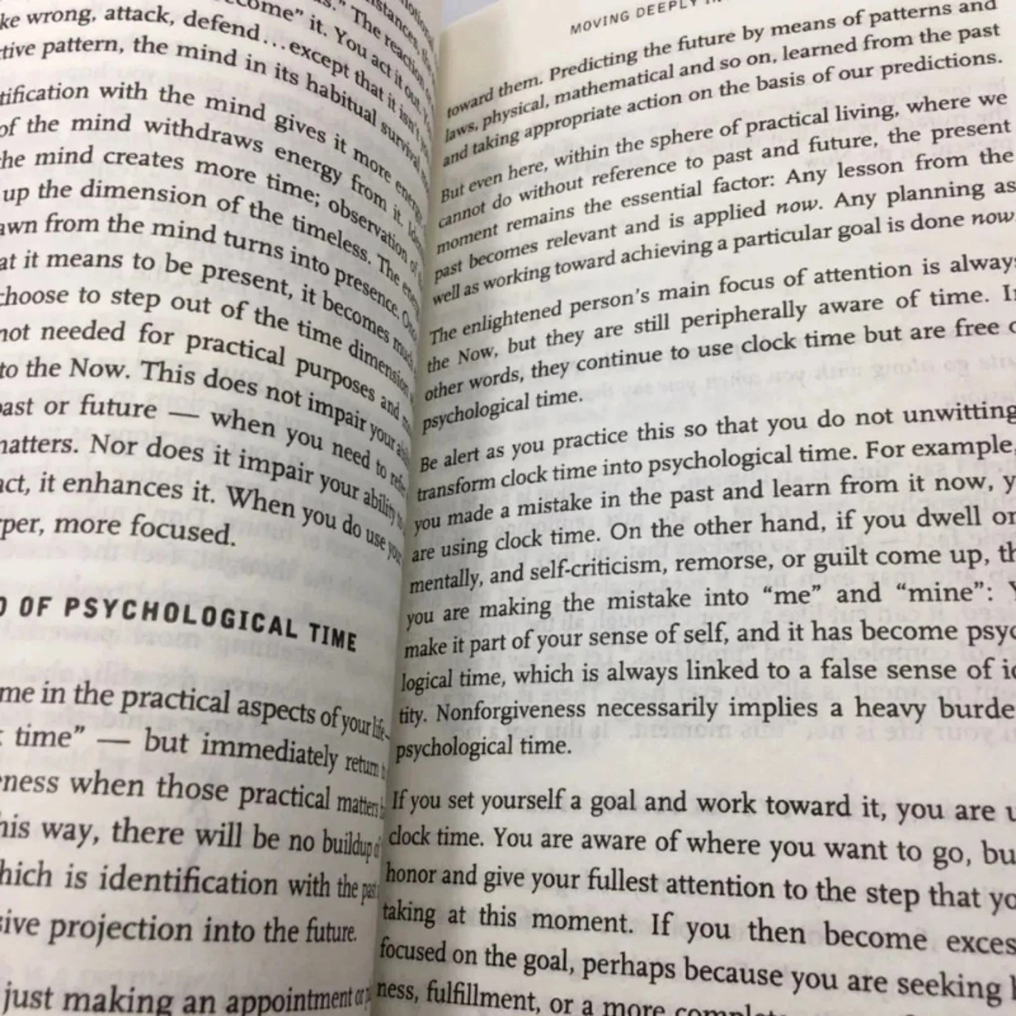 2026 جديد قوة الآن بقلم Eckhart Tolle دليل للتنوير الروحي كتاب اللغة الإنجليزية