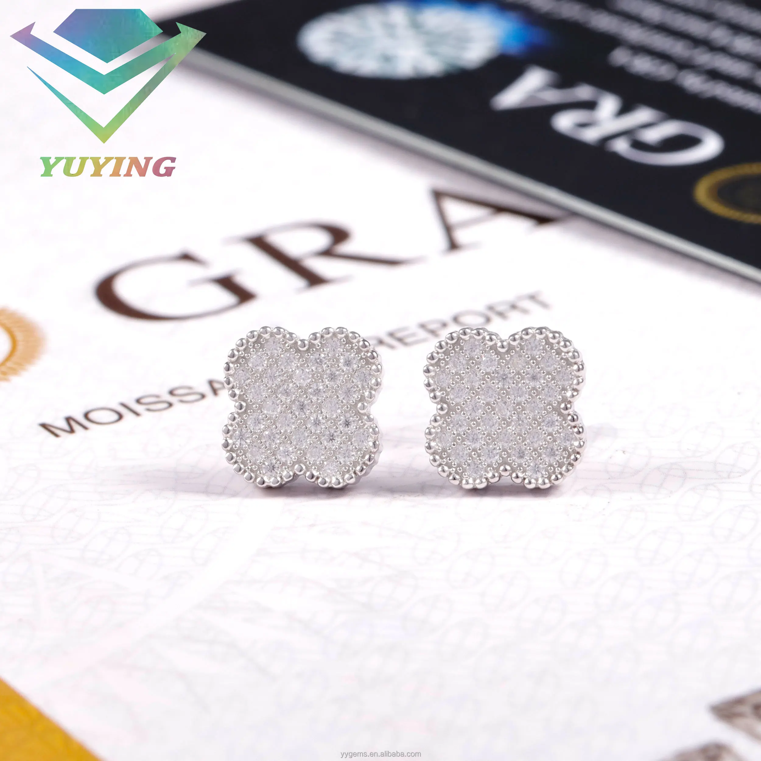 

Hip Hop iced out Moissanite Earrings Jewelry 925 Solid Silver Earrings For Women Lucky Four Leaf Clover Stud Earrings