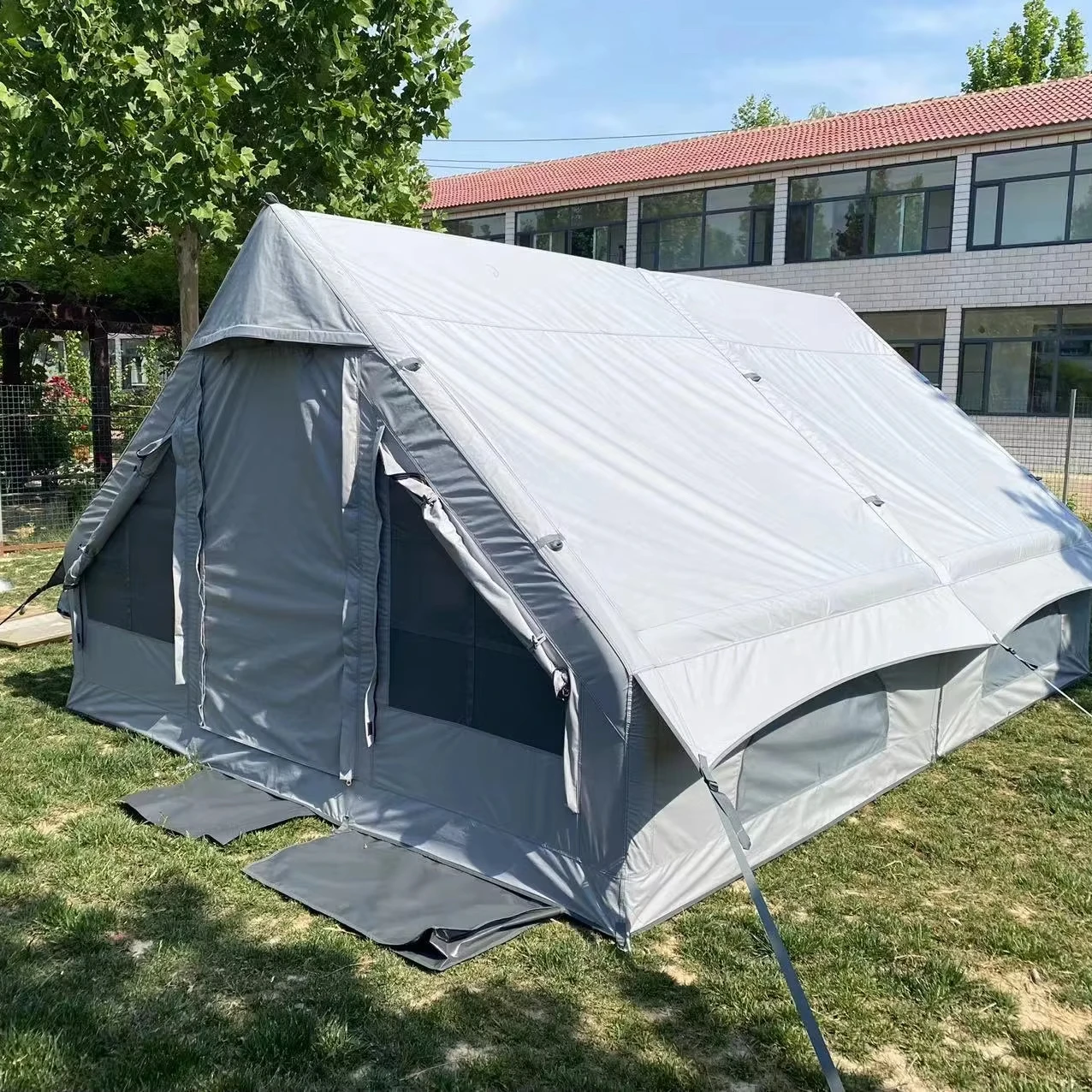 

Inflatable Camping Tent with a Manual Pump Waterproof, Windproof and Rainproof, Suitable for All Seasons