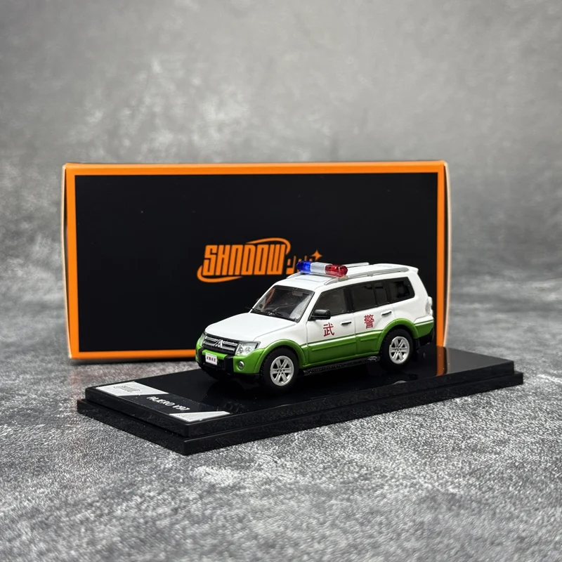 

1:64 Scale Diecast Alloy Mitsubishi Pajero V97 Police Patrol Vehicle Toys Cars Model Classics Adult Gift Souvenir Static Display