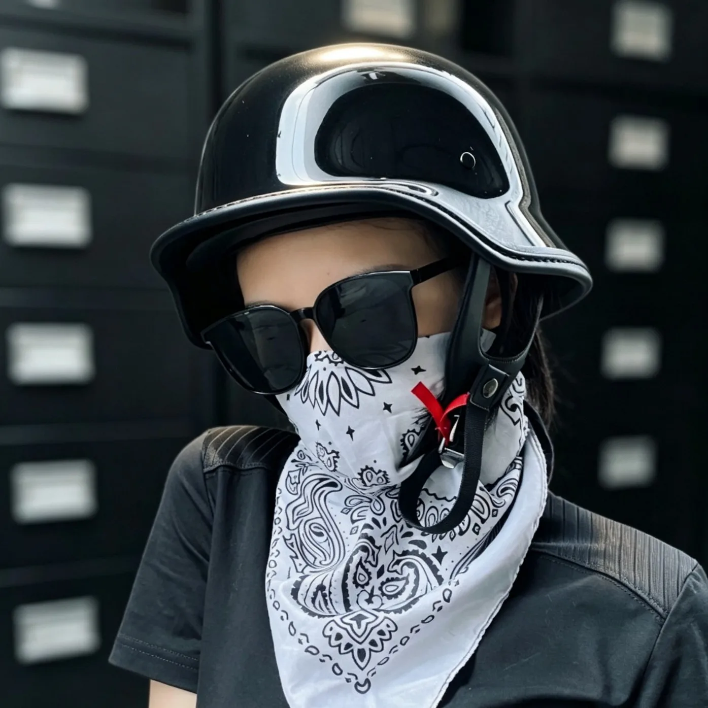 Retro Scooter Helmet, Unisex Motorcycle Half-Helmet, Tactical Helmet for Scooters, Lightweight Safety Helmet for Electric Vehicles