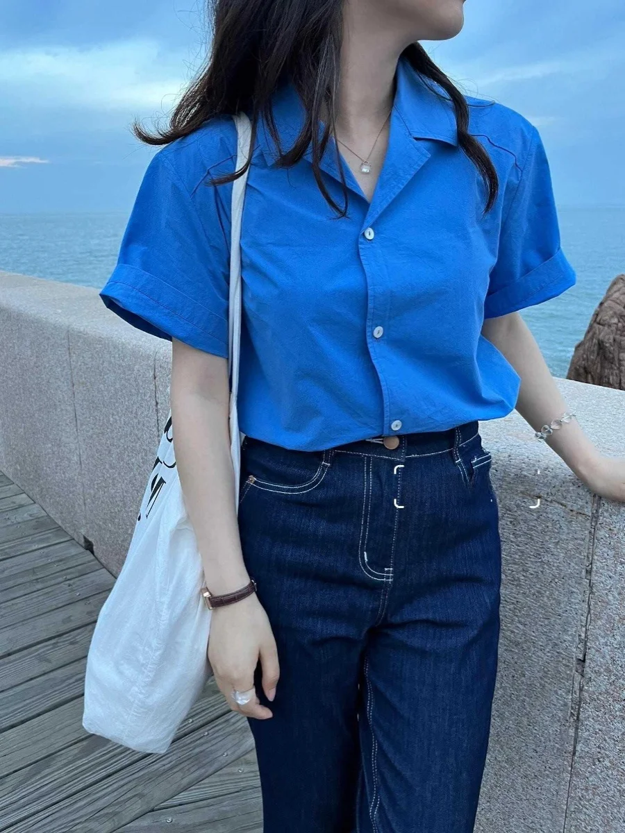 

Новая летняя женская блузка с кубинским воротником, коротким рукавом, синяя, винтажный дизайн, корейский свободный крой, омолаживающий эффект, осветляющий эффект, белый топ