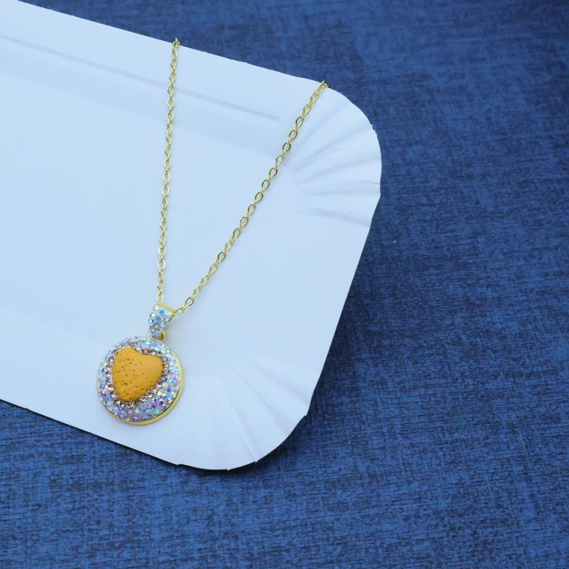 DIY accessories New dopamine volcanic stone heart-shaped yellow niche design three-piece fashion temperament set manufacturer wh