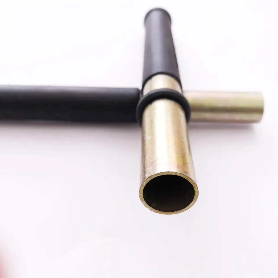 

04287212 Заглушка трубы масляного радиатора