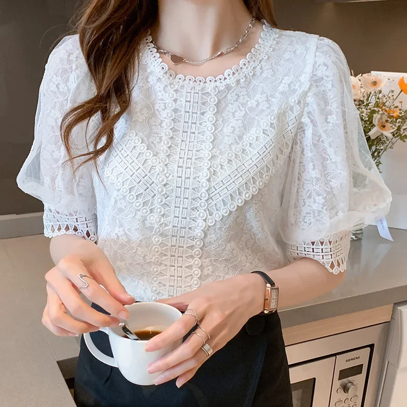 Clothing Femme 2021 Summer Short Sleeve Hollow Out Loose Lace Women's Top Dropshipping Blusas Mujer Female Shirt Blouses 0654