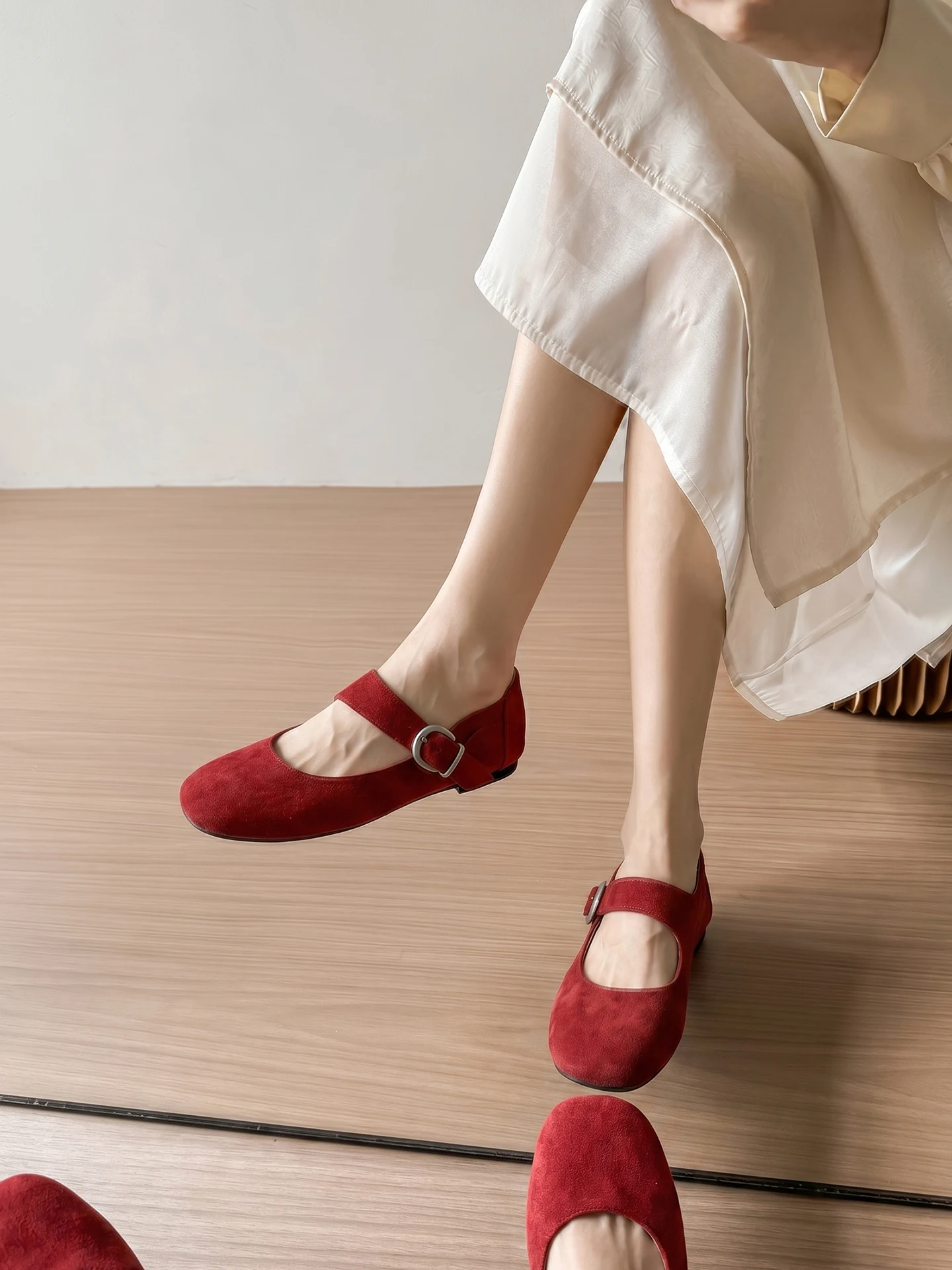 red-genuine-leather-mary-jane-shoes-women's-soft-bottom-slip-on-flat-bottom-shoes-casual-style-four-seasons-wear