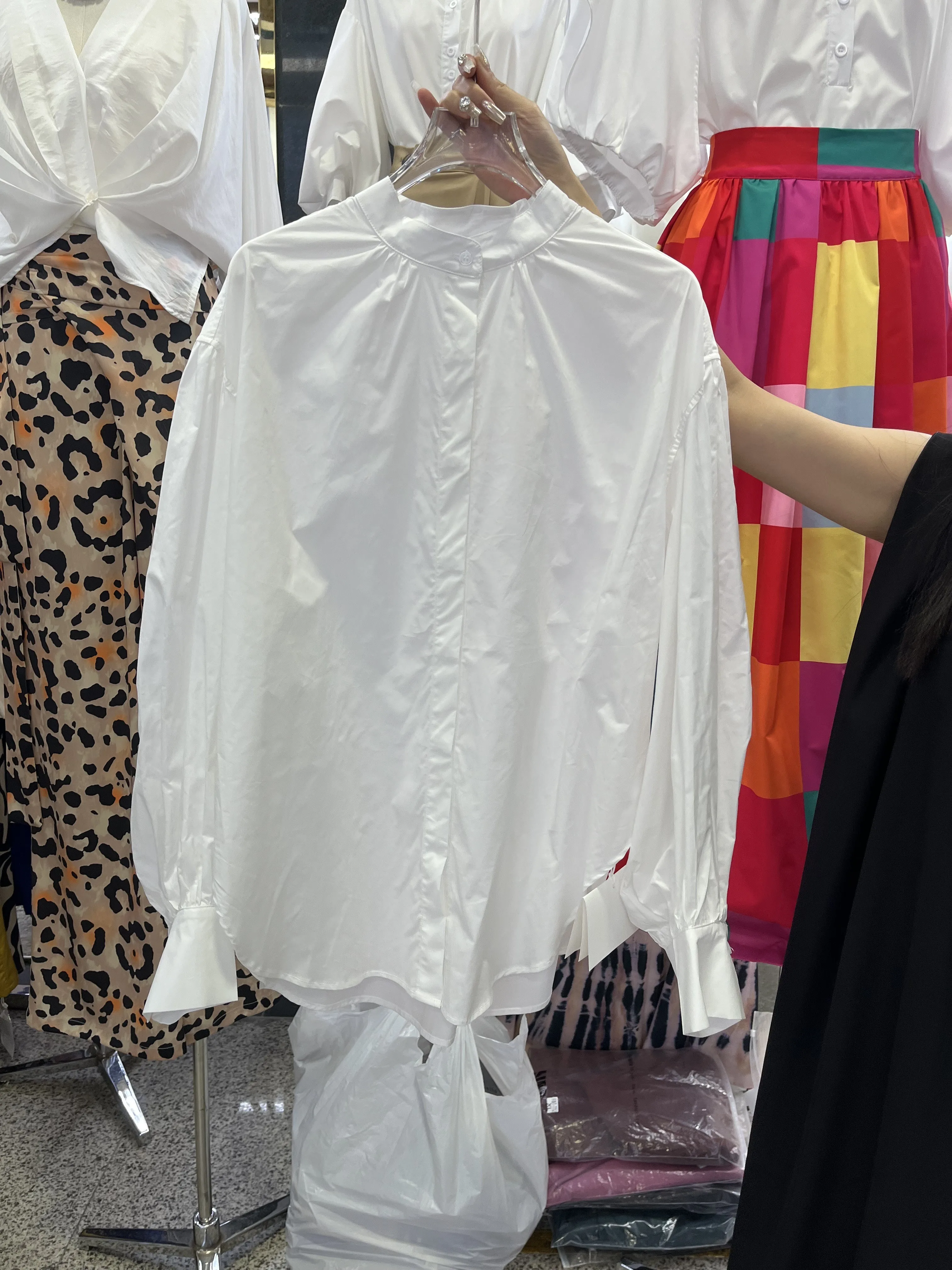 

SuperAen, осень 2024, новый свободный повседневный топ с круглым вырезом для женщин, простой дизайн в корейском стиле, однотонная рубашка с длинными рукавами