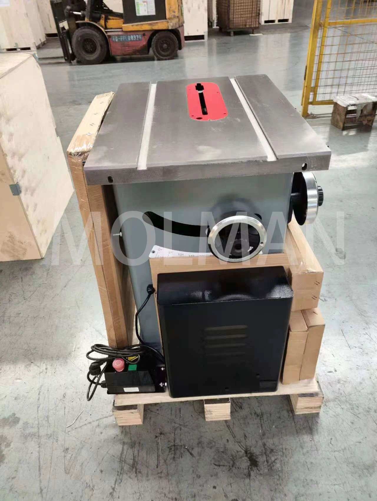 

12 Inch Woodworking Sliding Table Saw Electric Circular Saw Industrial Wood Panel Cutting Machine