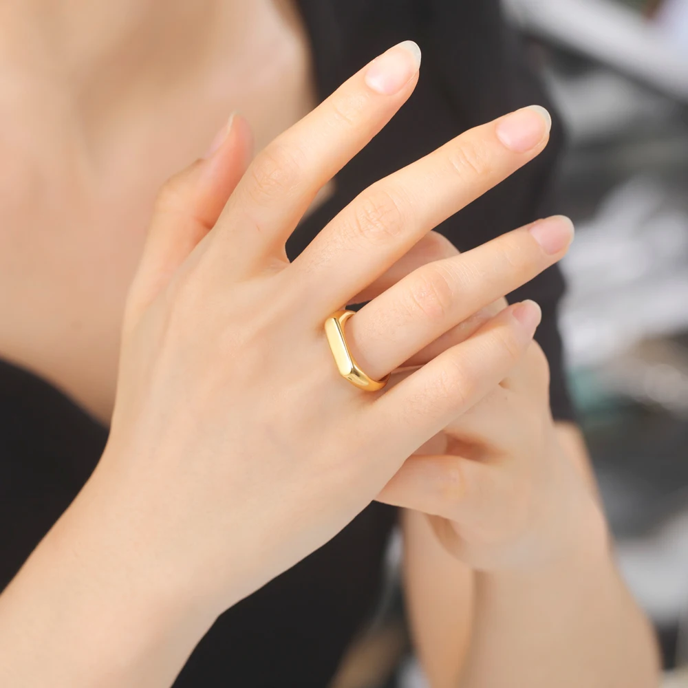 Cooltime Mode Einfacher Paar Ring für Frauen Männer Minimalistischer Goldfarbener Fingerring Liebespaar Hochzeit Verlobungsgeschenk Schmuck – Detail 18
