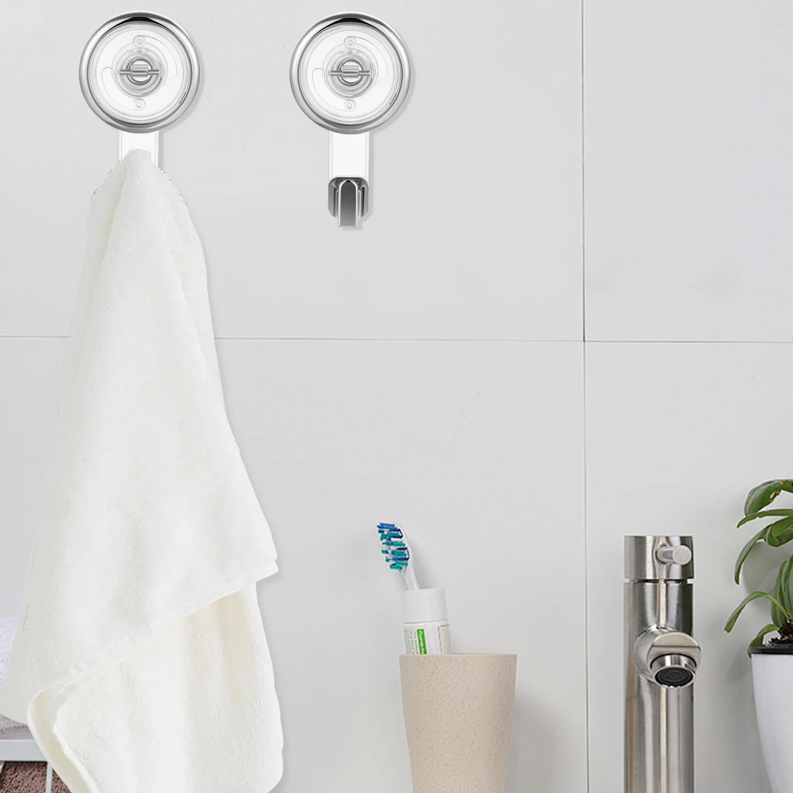 

2Pcs Clear Suction Cup Hooks Heavy Duty Rotation Design Strong Hold Suction Hooks for Shower Bathroom Kitchen Windows Tiles No