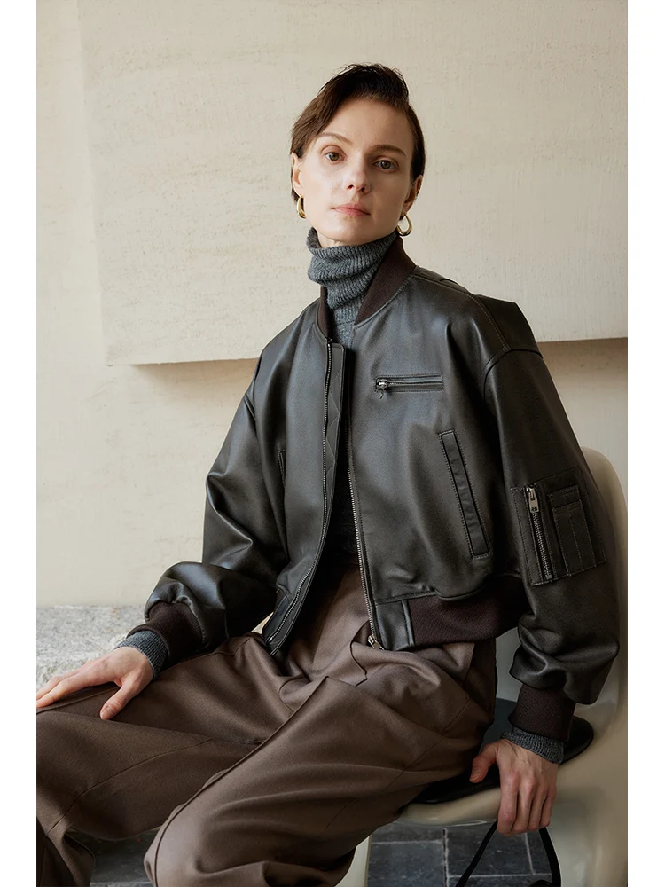 Vintage abgeschnittene Bomberjacken aus echtem Leder für Damen, Frühling und Herbst 2022, neuer High-End-einfacher, lässiger schwarzer Mantel aus echtem Schaffell