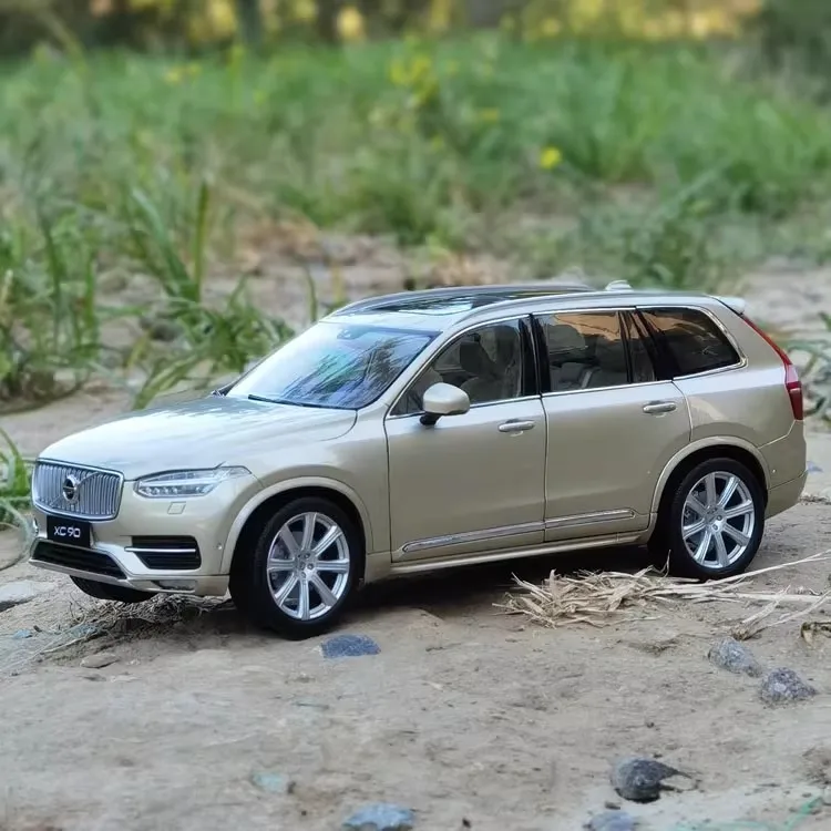 

1:18 XC90 внедорожник высокая имитация сплава модель автомобиля Коллекционная игрушка в подарок сувенир дисплей орнамент