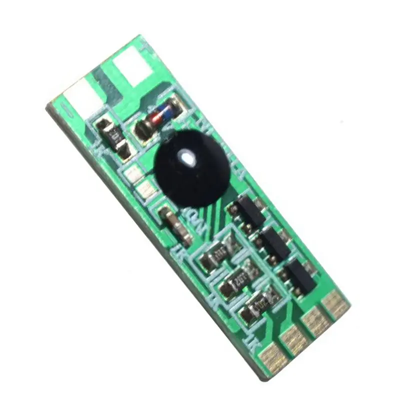 ABSQ-10PCS LED Chip di controllo della luce lampeggiante rapido Modulo IC a 3 vie Tensione 3-12V per controllo strobing del modello di aereo RC