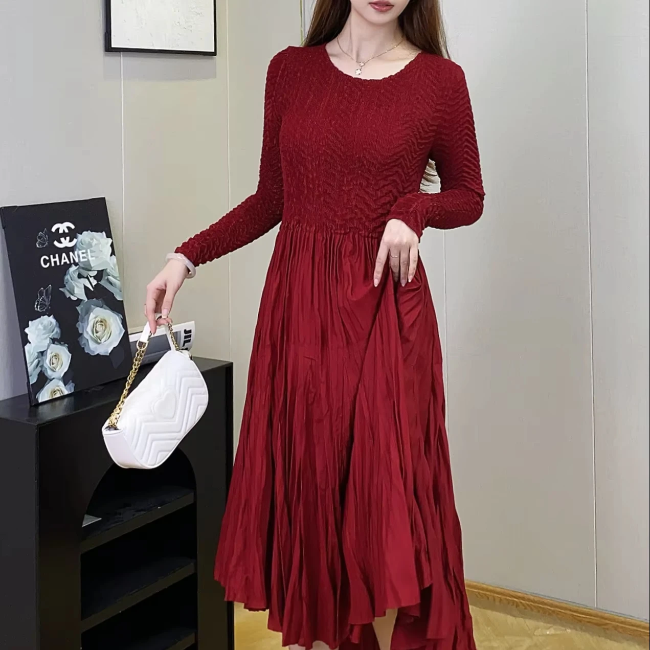 High Quality Fashion Smocked Dress 2024 New Women's Casual Dress Slim Fit Long Sleeve Embossed Pleated Elegant Dress