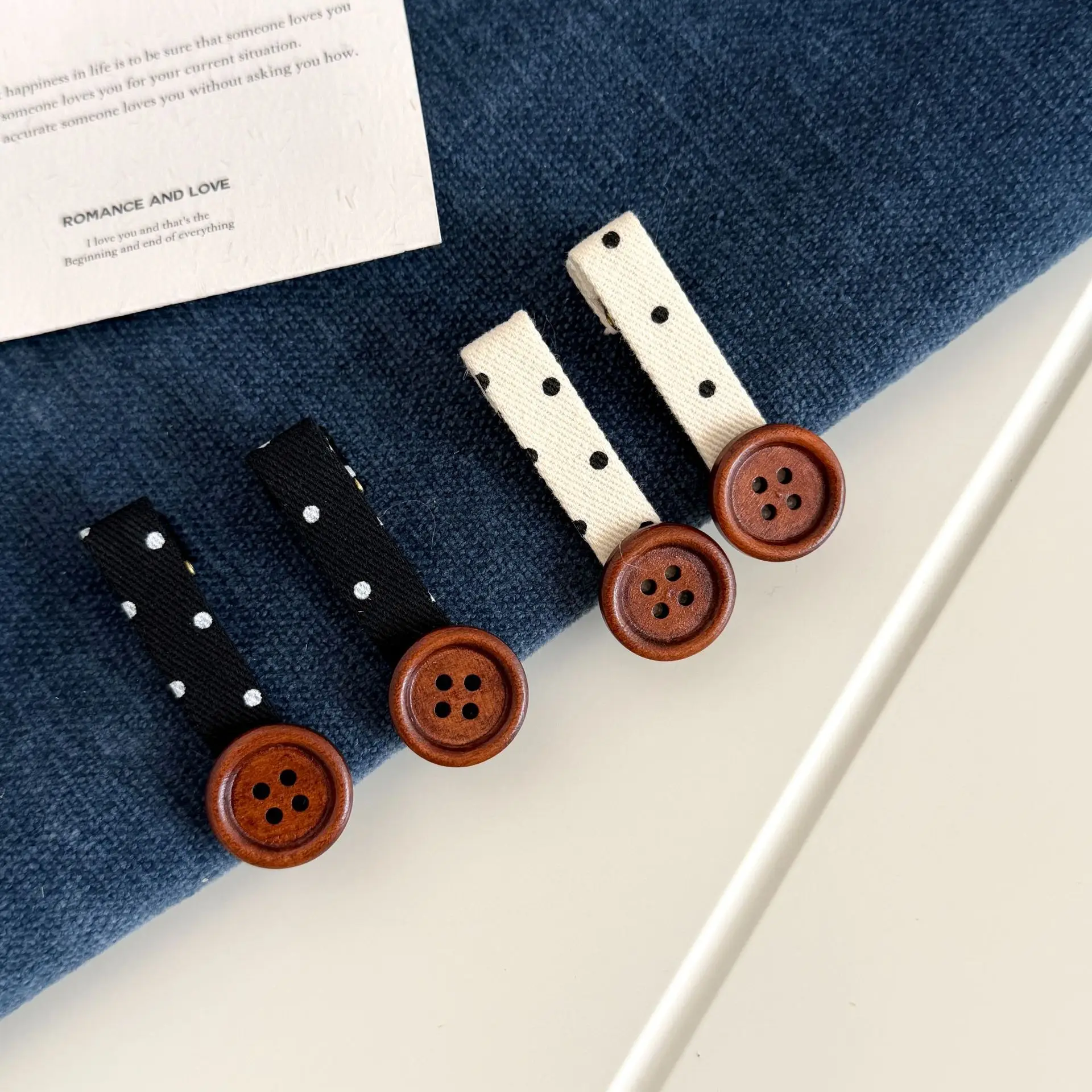

Duckbill Hair Clip Resin Polka Dot Button Retro Sweet Summer Side Fringe Daily Party Premium Sturdy Lightweight Nonslip