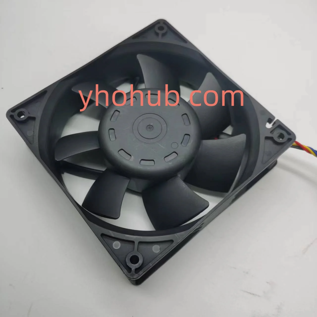 Delta Electronics AFB1224GHE C Server DC 24V 0.75A 120x120X38mm 4-Wire Server Cooling Fan